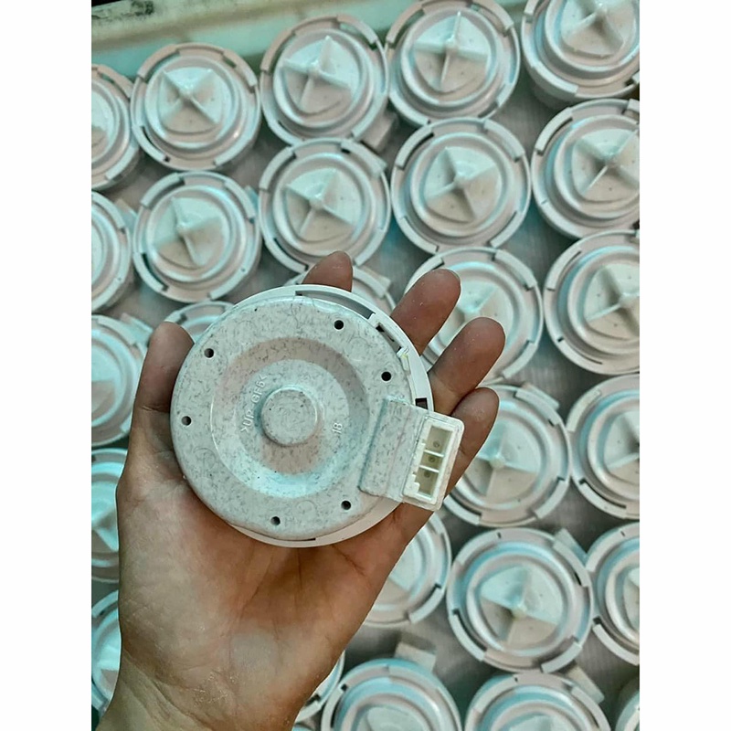 Bơm xả máy giặt LG 26V DC lồng ngang gài - Pump xả nước MG LG cài cửa trước hàng Tốt