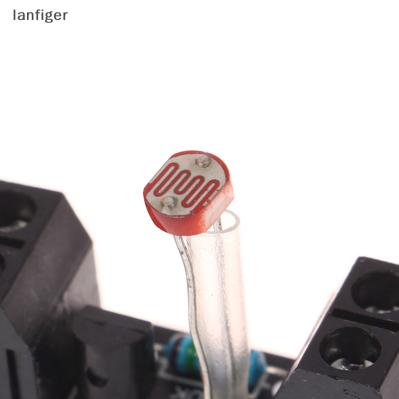 Bảng Mạch Cảm Biến Điều Khiển Đèn led Ban Đêm 3v Enf Thông Minh