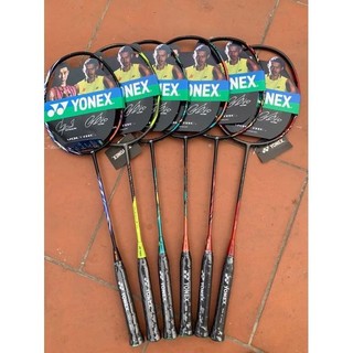 1 vợt cầu lông yonex khung 100% cacbon