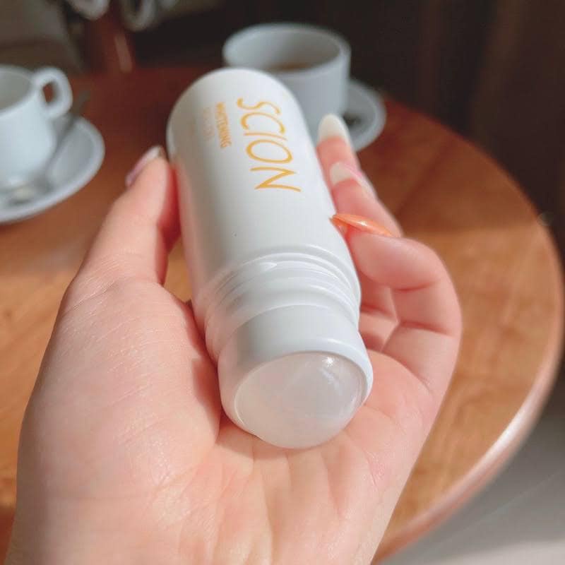 Lăn khử mùi Scion Nuskin Pure White Roll On 75ml của Mỹ