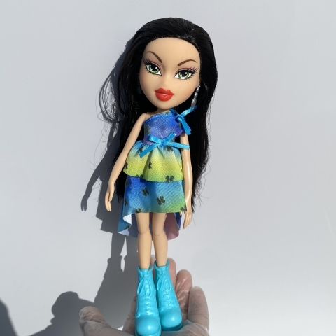 Búp Bê bratz bratz 27cm Thiết Kế Dễ Thương Cho Bé Gái