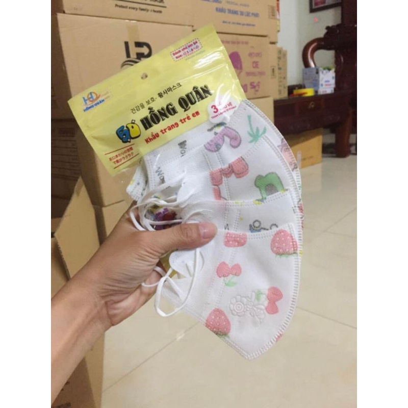 Khẩu trang em bé