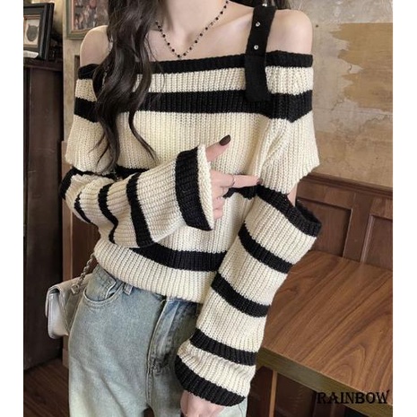 Áo Sweater Trễ Vai Tay Dài Hoạ Tiết Kẻ Sọc Cầu Vồng