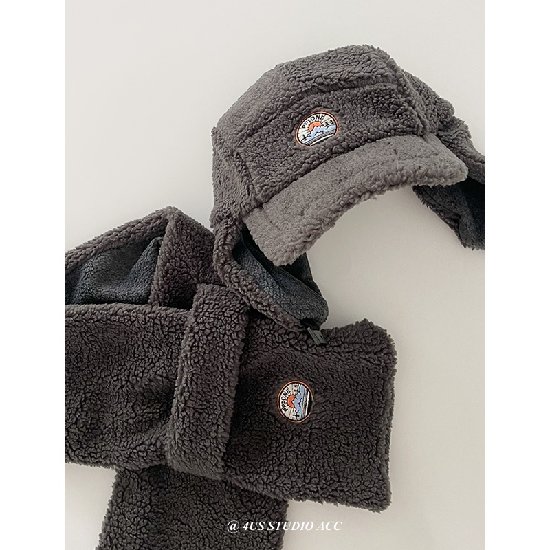 Mũ Len Trùm Tai Kèm Khăn Choàng Cổ Dày Dặn Giữ Ấm Mùa Đông Cho Mẹ Và Bé