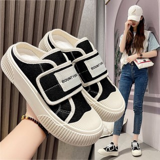 Giày lười màu đen kiểu dáng đơn giản năng động thời trang