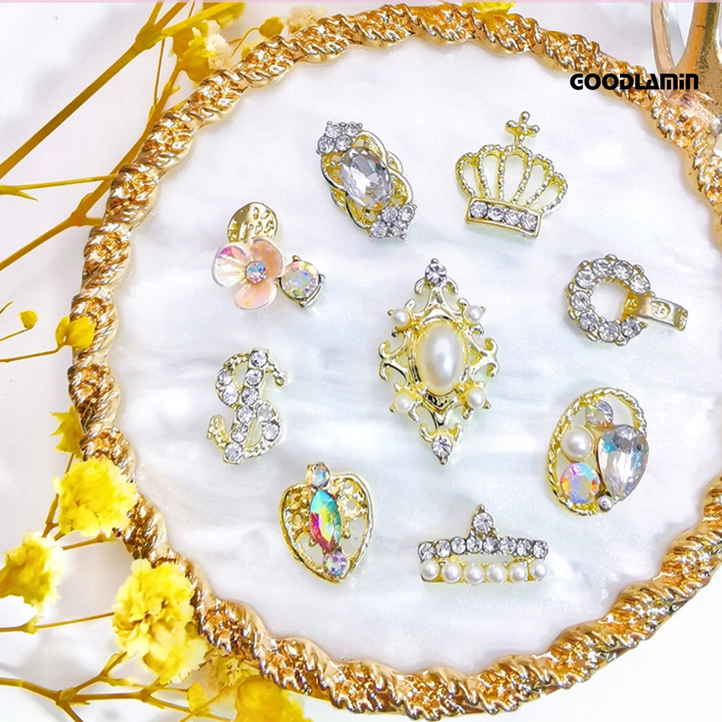 Set 10 Phụ Kiện Trang Trí Móng Tay 3d Hình Vương Miện Xinh Xắn