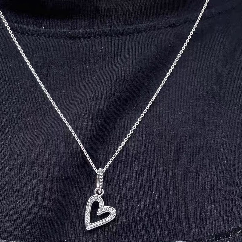 Dây chuyền P.a.n mặt trái tim + 6% phí shopee