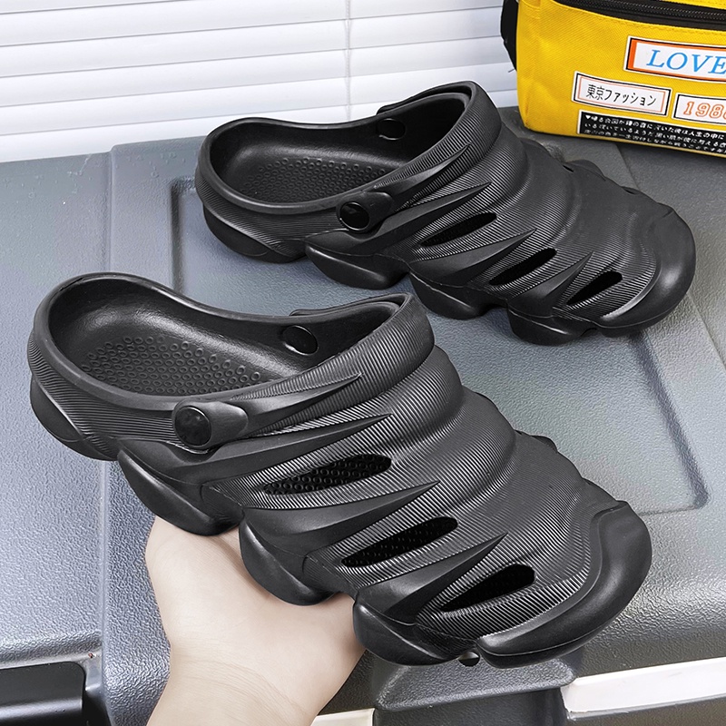 Tikp Giày Sandal Đục Lỗ Thoáng Khí size 40-45 1013 Cho Nam