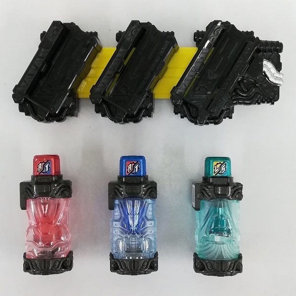 Thanh lý hết Đồ Chơi DX Build Driver Kèm Holder và Dx Bottle hiếm Kamen Rider Build  tặng kèm xe