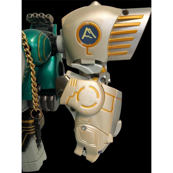 Thanh lý Mô hình siêu nhân Gao - DX Muscle striker tặng kèm xe