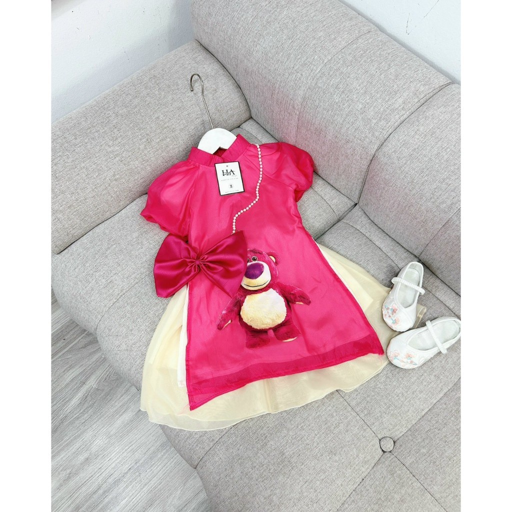Áo dài gấu dâu lotso chất liệu tơ óng 2 lớp mềm mịn cho bé xinh