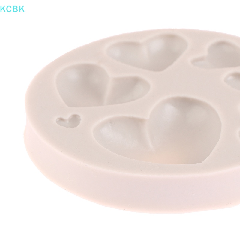 1 Khuôn silicone Làm Bánh Hình Trái Tim Nhiều Màu