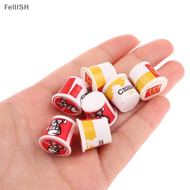 Set 5 Mô Hình Thức Ăn Nhanh mini kfc family Tỉ Lệ 1 / 12 439br