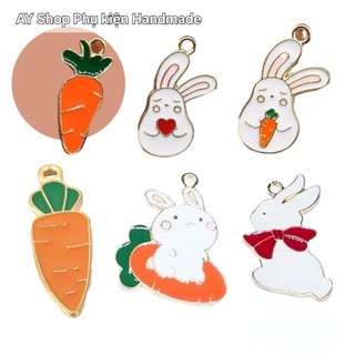 Mặt dây chuyền charm kim loại thỏ / cà rốt - phụ kiện handmade
