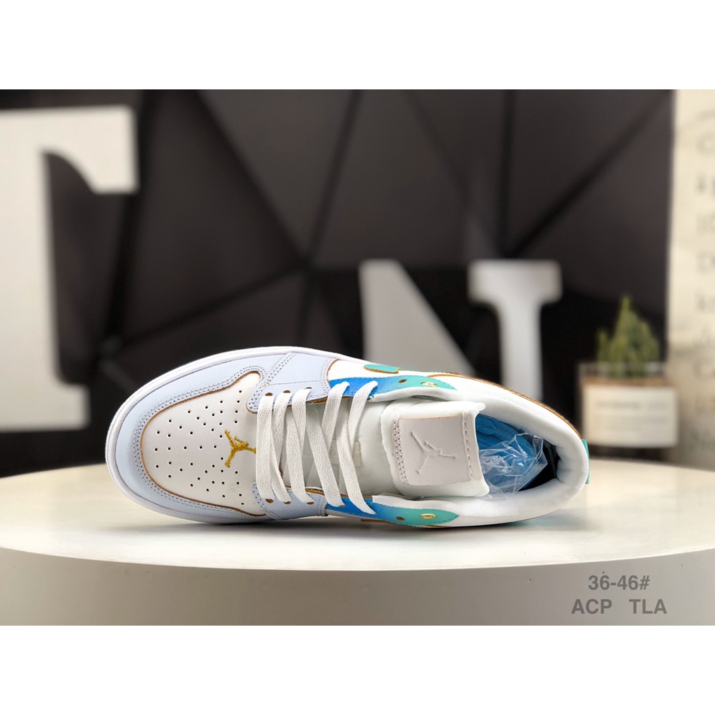 Giày Thể Thao jordan 1 low aj1 fn8899 131 36-46 Phối Màu gradient Xanh Dương Trẻ Trung
