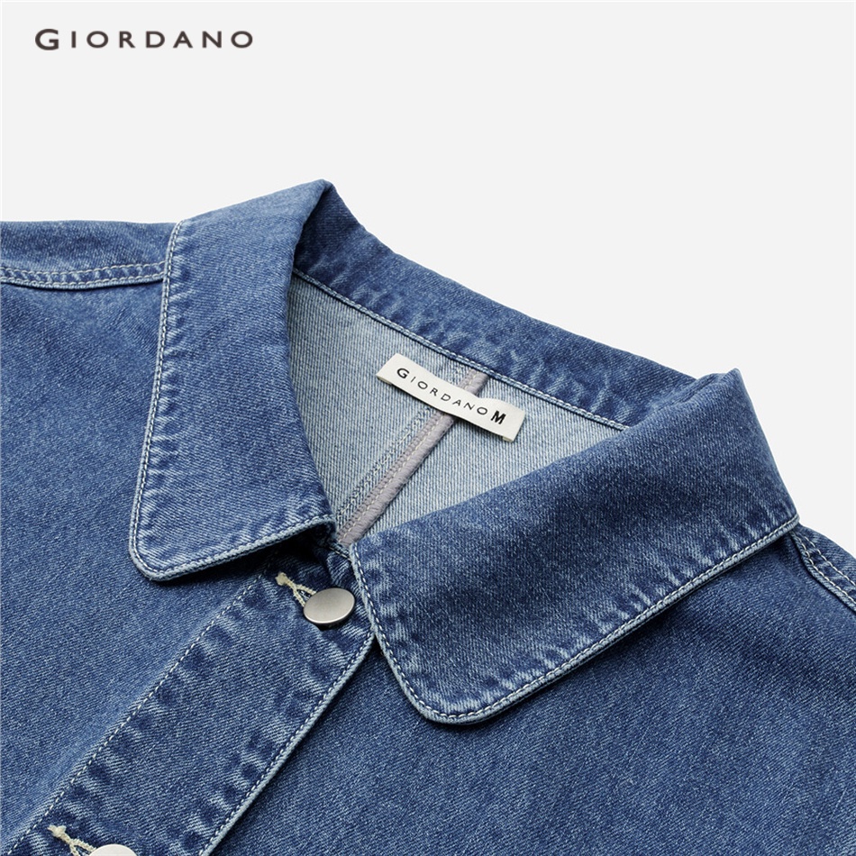 GIORDANO WOMEN Turn-down collar big pockets loose denim jacket 18373203