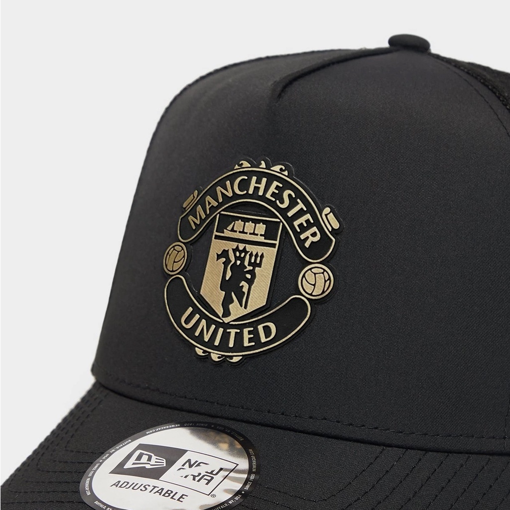 Nón dù lưới MUFC- Đen logo vàng Gold
