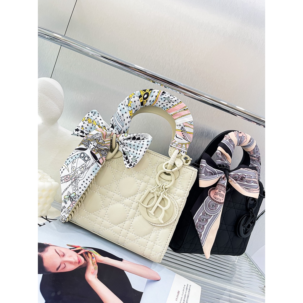 TÚI KÈM KHĂN SIZE 17cm x 15cm - TX827260