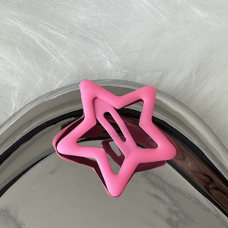 Kẹp ngôi sao trẻ trung