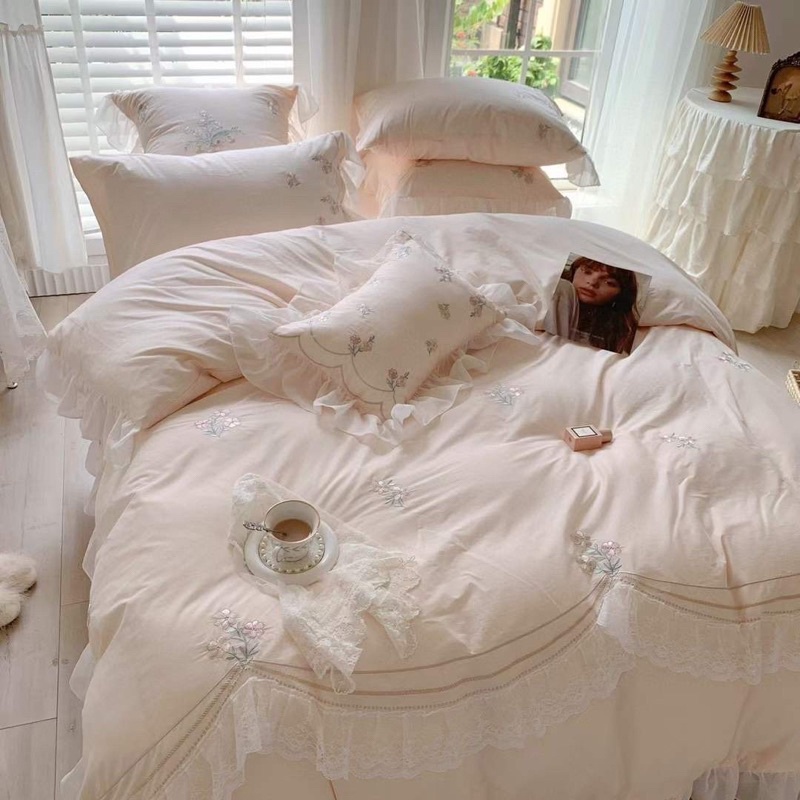 Bộ chăn ga gối Lụa thêu hoa viền bèo tiểu thư set 7 món