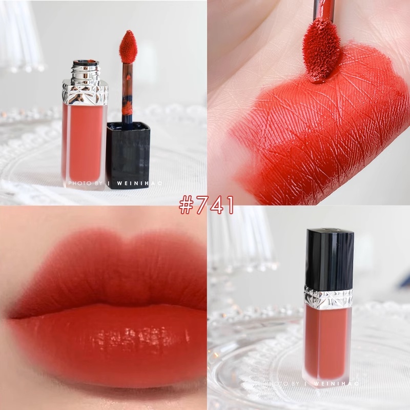 DIOR Son Môi Màu Đen / Xanh Dương Nhạt Khóa Màu Vàng Kim 999 # 741 # 741 #