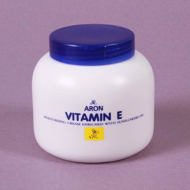 Kem dưỡng ẩm cao cấp Vitamin E Aron hàng Thái Lan 200g, Giảm nứt nẻ hay đau rát  trong mùa hanh khô