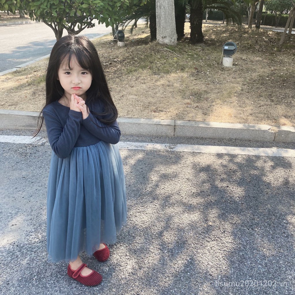 Đầm Công Chúa Vải Nhung Tay Phồng Phong Cách Úc Thời Trang Xuân Thu Cho Bé Gái