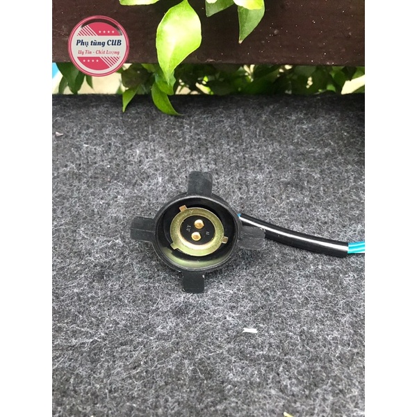 Phe gài bóng đèn pha xe cub