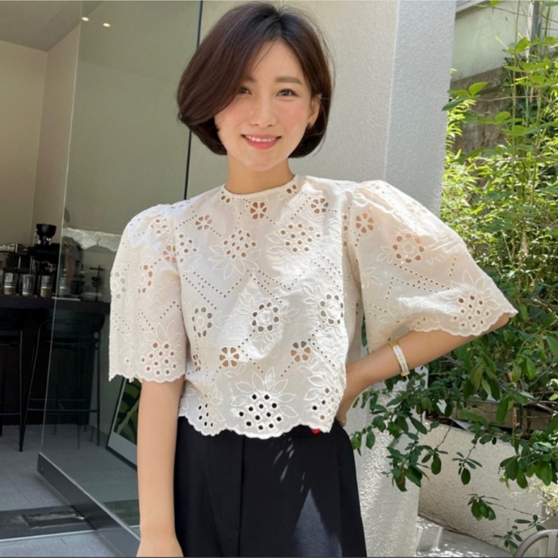 Áo Sơ Mi Ngắn Thêu Ren Lưới Dáng Rộng Phong Cách Mới Mùa Hè Cho Nữ