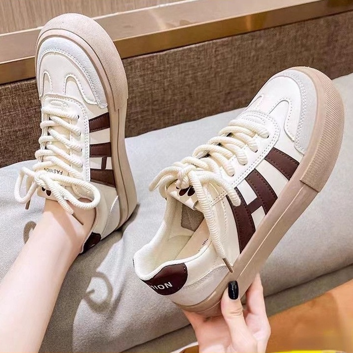 Giày Thể Thao Thoáng Khí Màu Trắng Thời Trang Cho Nữ
