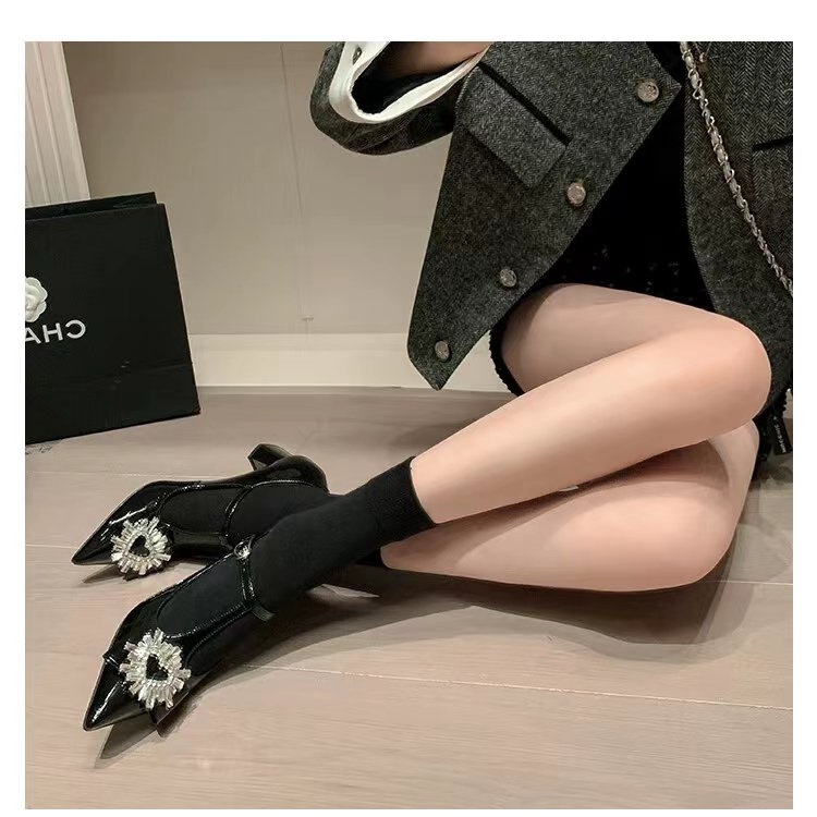 Giày Cao Gót Mũi Nhọn Đính Đá Thời Trang