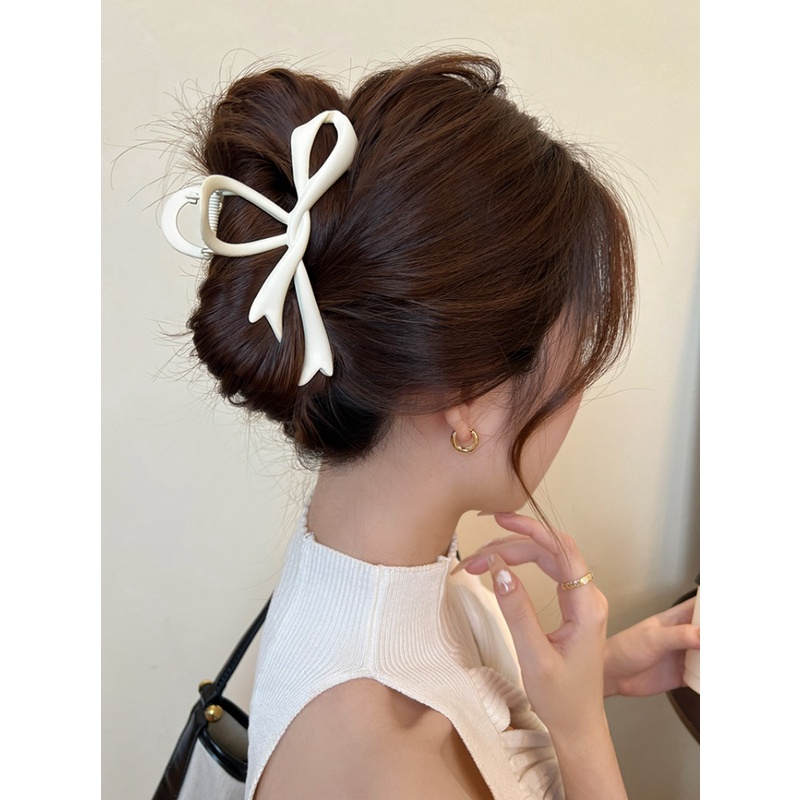 1 Kẹp Tóc Hình Ruy Băng Lớn Bằng acrylic Màu Nhám Cho Nữ