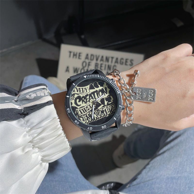 Đồng Hồ Đeo Tay graffiti Nhật Bản Mới 2022 Giá Trị Cao Phong Cách hip hop Dành Cho Học Sinh Nam Nữ Bán Chạy