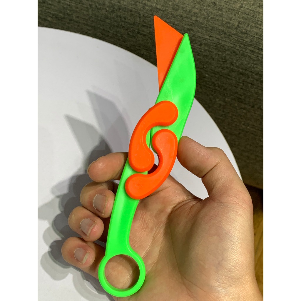 Dao Xoay in 3d Sáng tạo - An toàn cho bé - đồ chơi giải nén gấp hình bướm nhỏ đơn giản