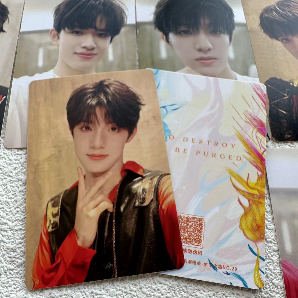 TFgia đìnhba thế hệ Sinh ra trong ngọn lửa bộ thư viết tay hoàn chỉnh Hàng chính hãng chỉ gắn thẻ