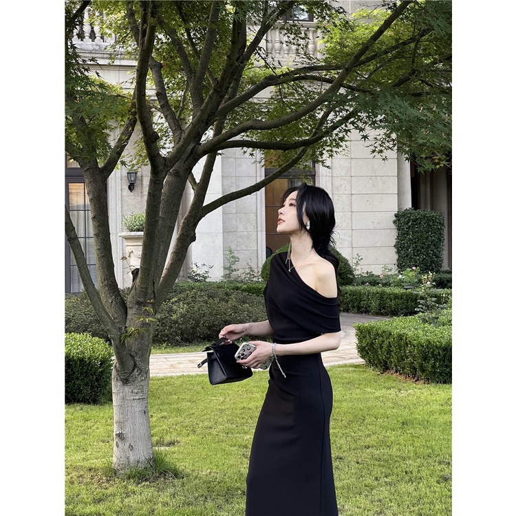 ĐẦM MIDI BODY LỆCH VAI 2M