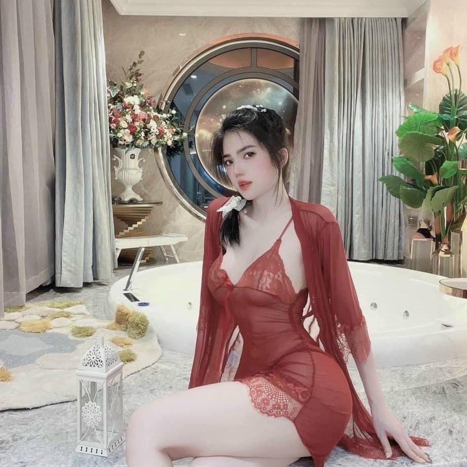 V84 Set váy ngủ kèm áo choàng voan mềm