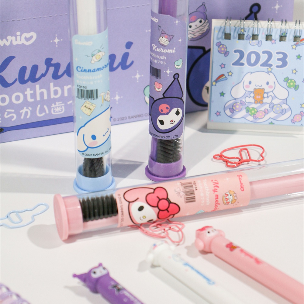 Sanrio Bàn Chải Đánh Răng Sợi Than Tre Hoạt Hình kuromi hello kitty cinnamoroll Nhỏ Gọn Cho Người Lớn Và Trẻ Em