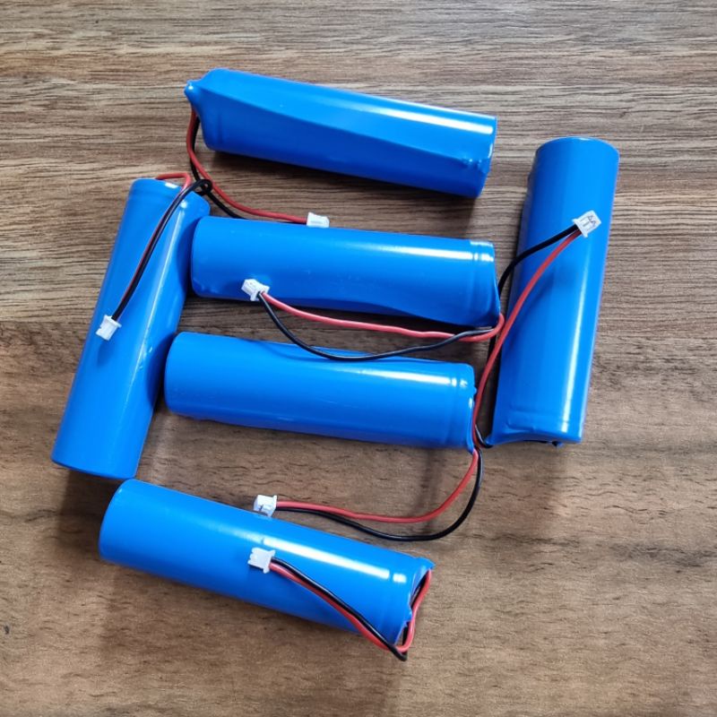 Pin Sạc 18650 Pin 3.7V 1000mah / 1200mah có dây đầu sạc xả