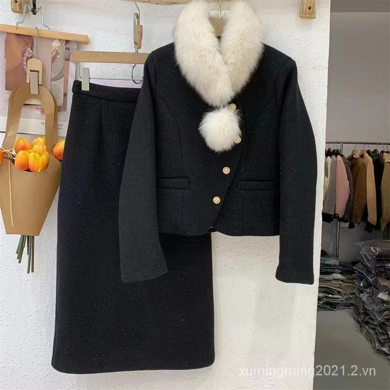 Bộ Áo Khoác Phao + Chân Váy Thiết Kế Mới Thời Trang Mùa Đông 2023 Ấm Áp Cho Nữ