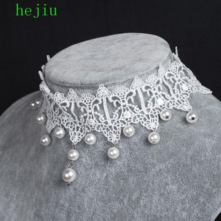 Vòng cổ phối ren thanh lịch cho cô dâu