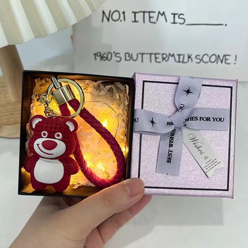 Móc Khóa Cao Cấp Gấu Dâu Hồng Siêu Cute Mẫu Mới