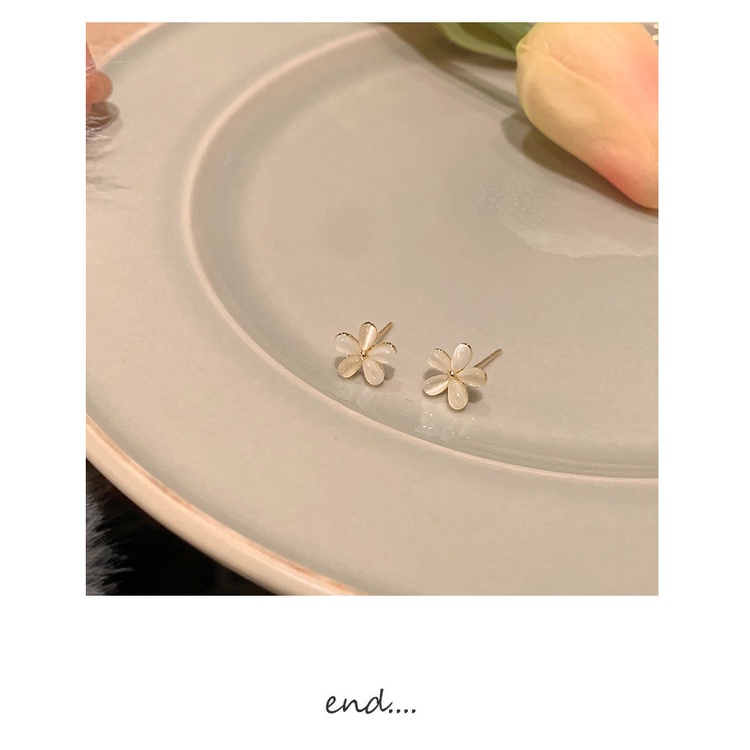 Bông Tai Hình Cánh Hoa Phong Cách Mới 2023