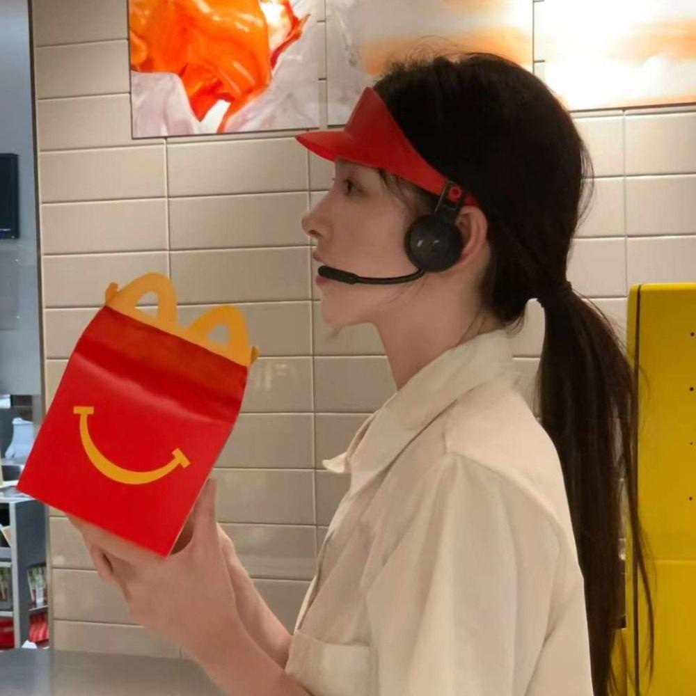 Mũ Đỏ Hockey Che Nắng Khi Đi Bộ Đàm Của Mcdonald 'S Mũ Đỏ Mũ Đỏ Chóp Lánh