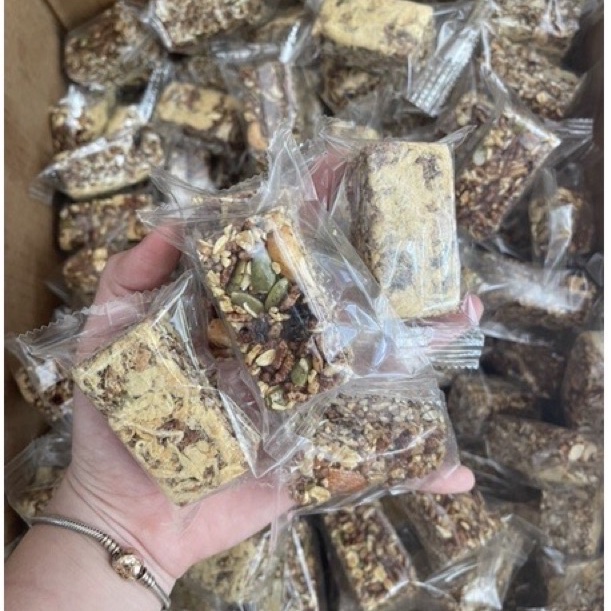 Bánh gạo lứt chà bông, thanh gạo lứt vị chà bông 500Gr