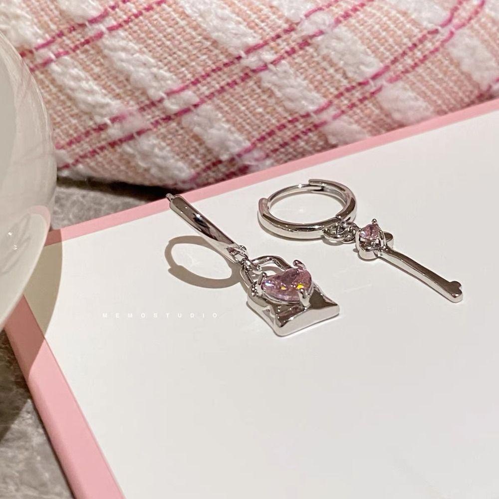 Bliss Khuyên Tai Bạc Xỏ Lỗ Hình Chìa Khóa / Chìa Khóa Phong Cách vintage Lãng Mạn