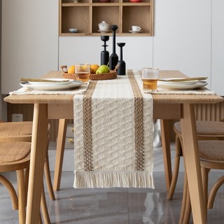 Khăn Trải Giữa Bàn Ăn Bằng cotton Tự Nhiên Phối Tua Rua Phong Cách bohemian Độc Đáo Trang Trí Nhà Cửa / Tiệc Cưới
