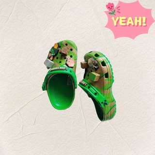 Crocs giày đi biển đục lỗ phiên bản giới hạn minecraft dành cho trẻ em