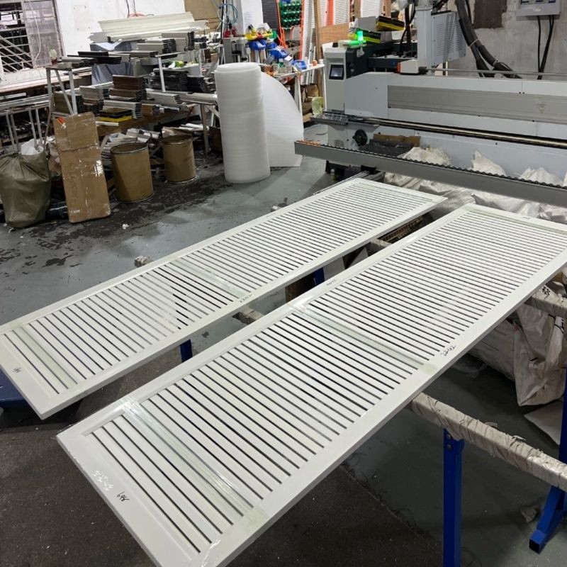 Cửa louver cửa tủ hành lang bằng hợp kim nhôm cửa louver thoáng khí ban công Chống nước ngoài trời c