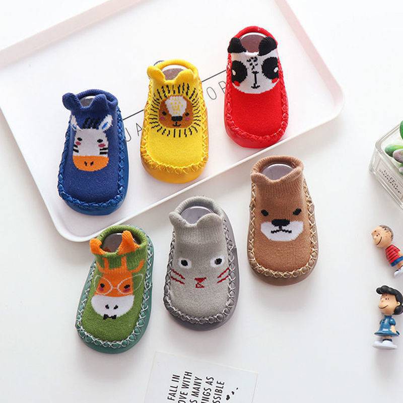 Đôi Vớ Chống Trượt Thoải Mái Mềm Mại Họa Tiết Động Vật Hoạt Hình Cho Em Bé Sơ Sinh